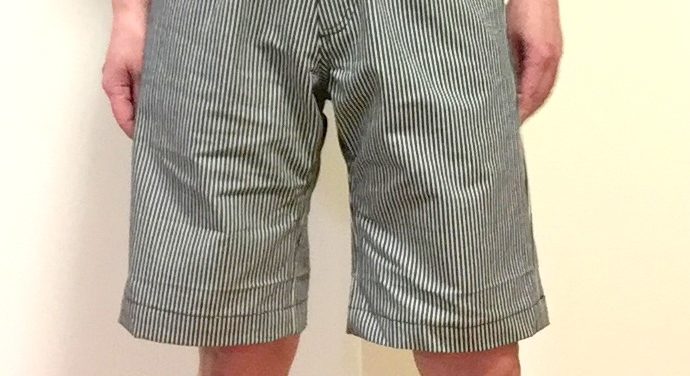 デニムパンツ